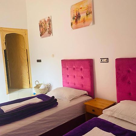 Kasbah Ait Bouguemez Hotel Agouti Ngoại thất bức ảnh