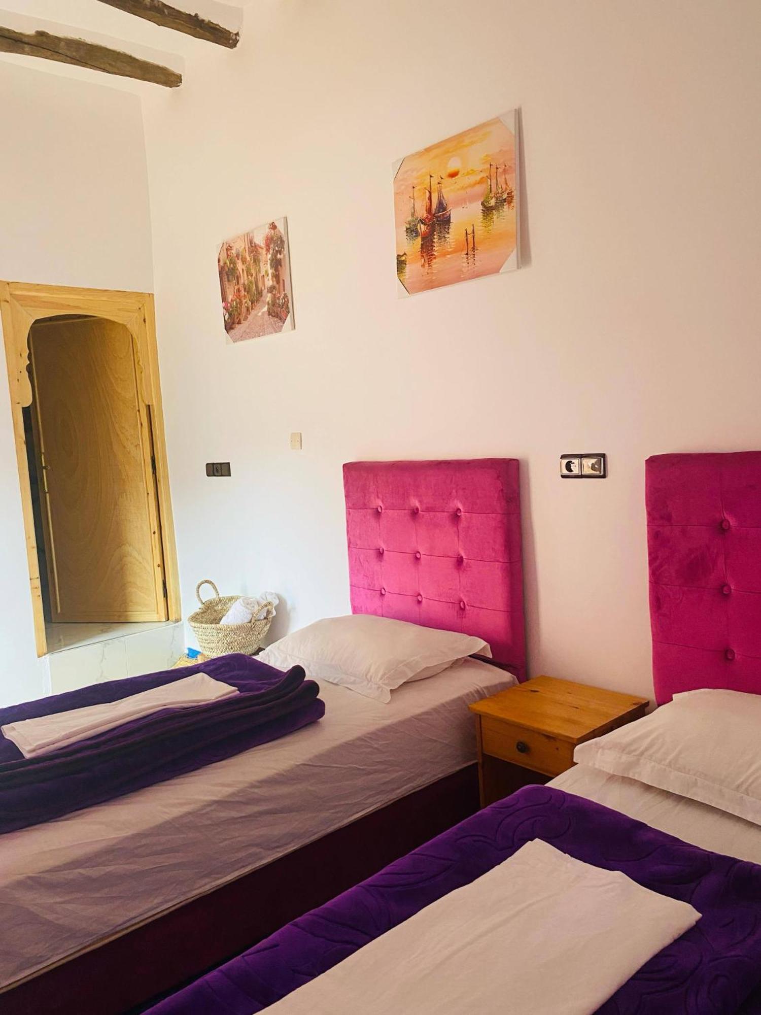 Kasbah Ait Bouguemez Hotel Agouti Ngoại thất bức ảnh