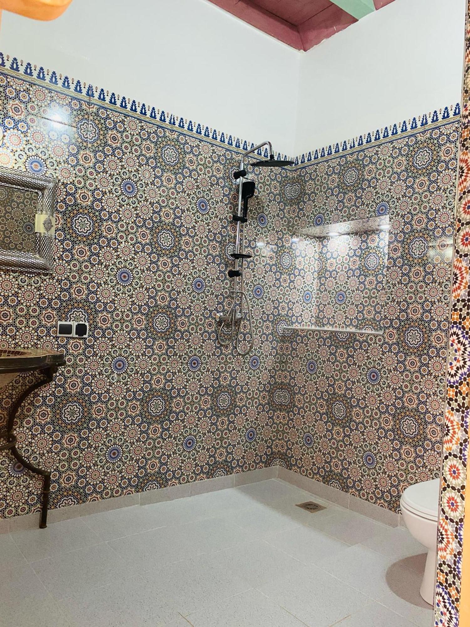 Kasbah Ait Bouguemez Hotel Agouti Ngoại thất bức ảnh