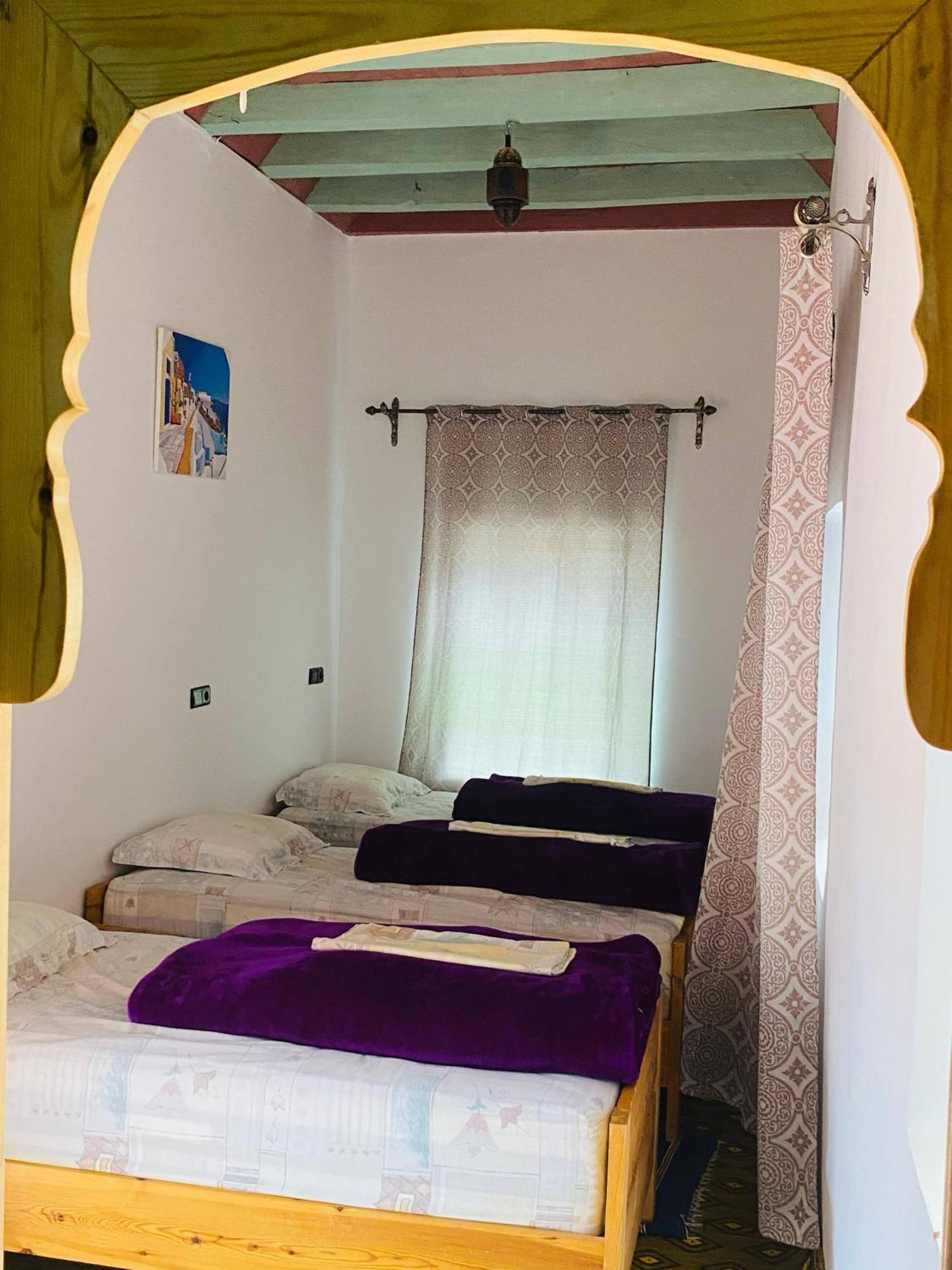 Kasbah Ait Bouguemez Hotel Agouti Ngoại thất bức ảnh
