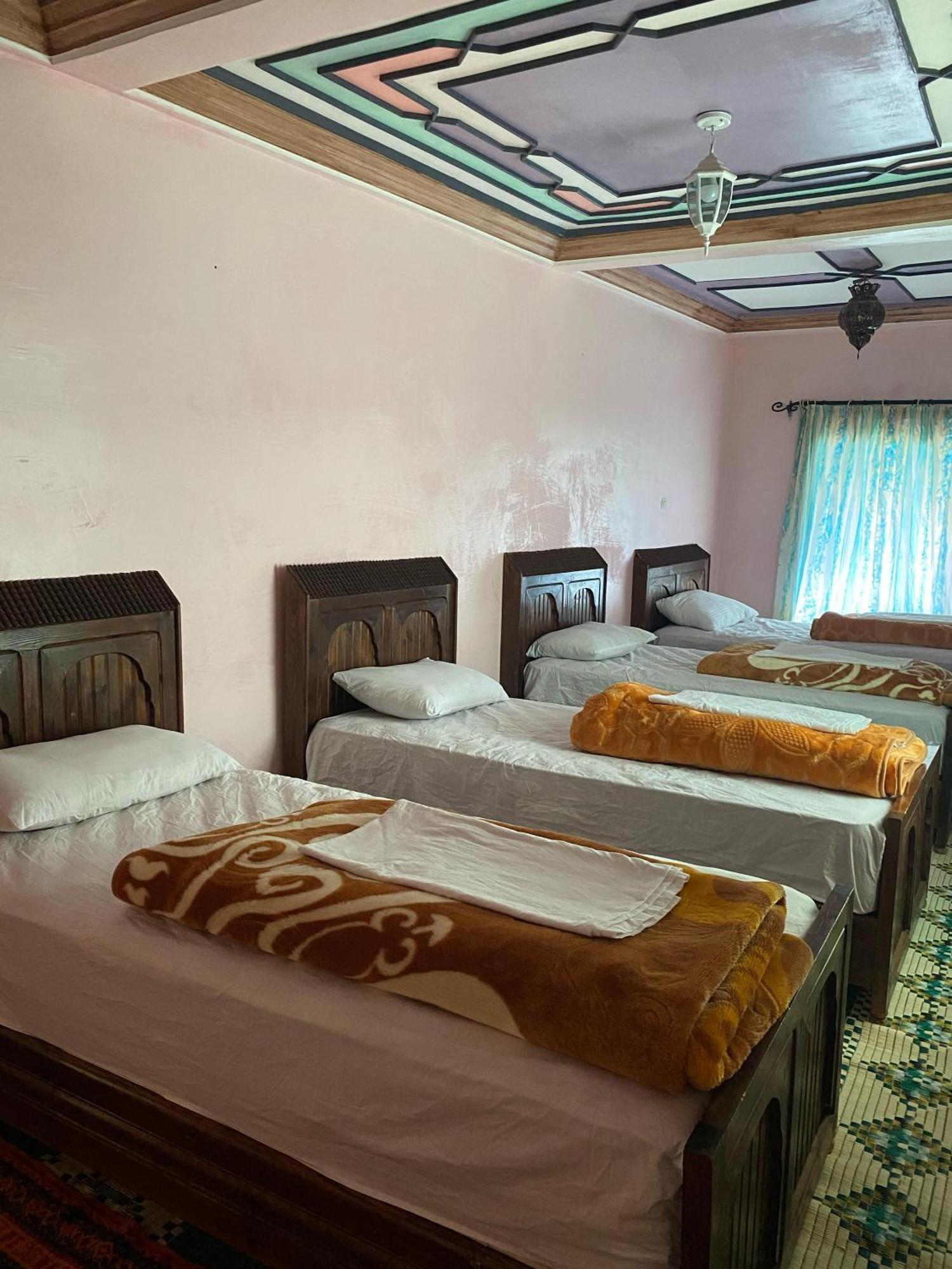 Kasbah Ait Bouguemez Hotel Agouti Ngoại thất bức ảnh