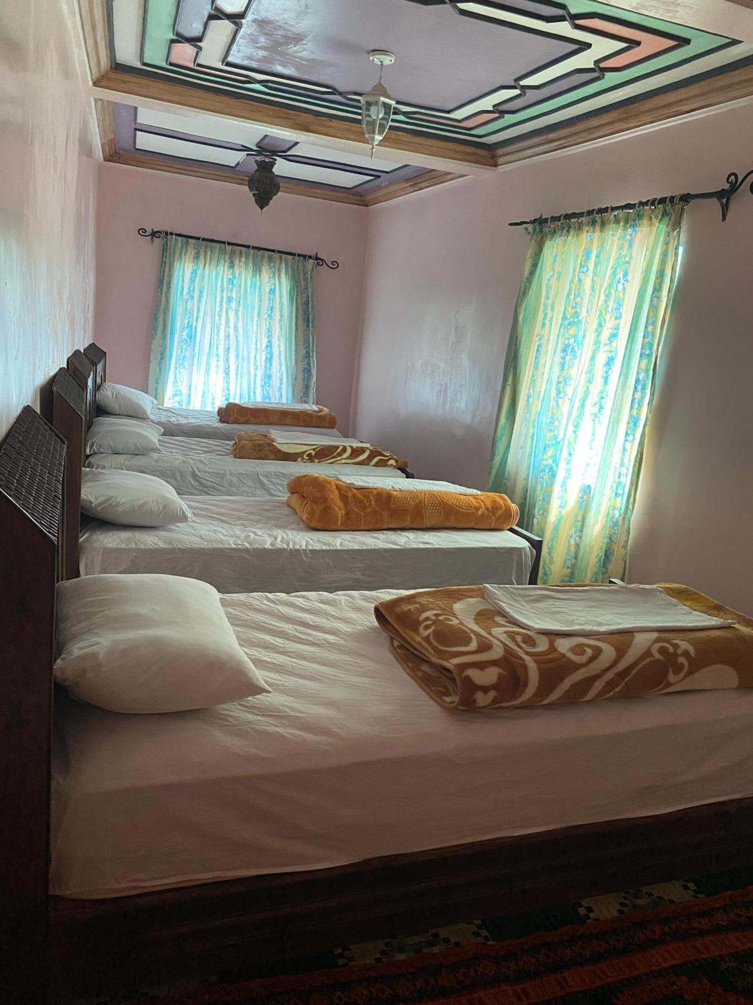 Kasbah Ait Bouguemez Hotel Agouti Ngoại thất bức ảnh