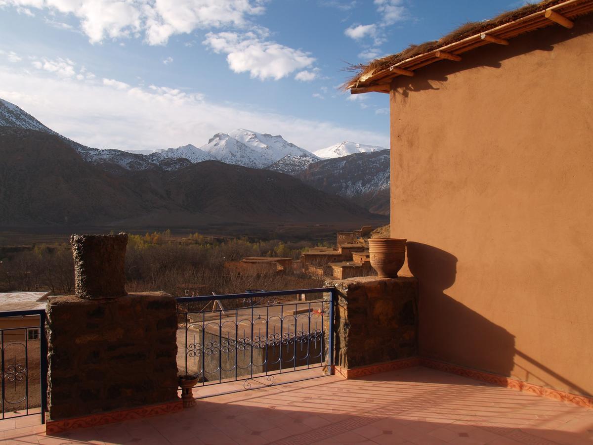 Kasbah Ait Bouguemez Hotel Agouti Ngoại thất bức ảnh