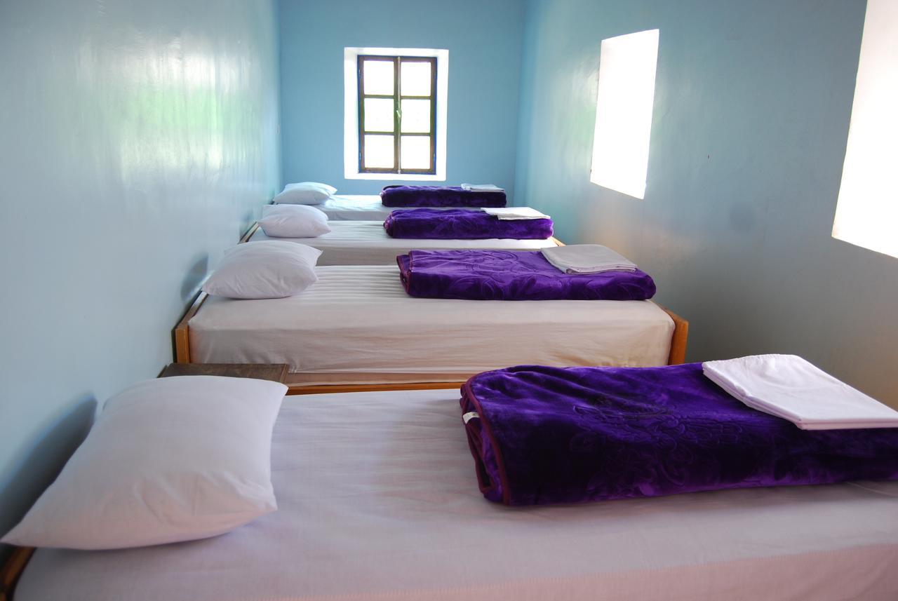 Kasbah Ait Bouguemez Hotel Agouti Ngoại thất bức ảnh